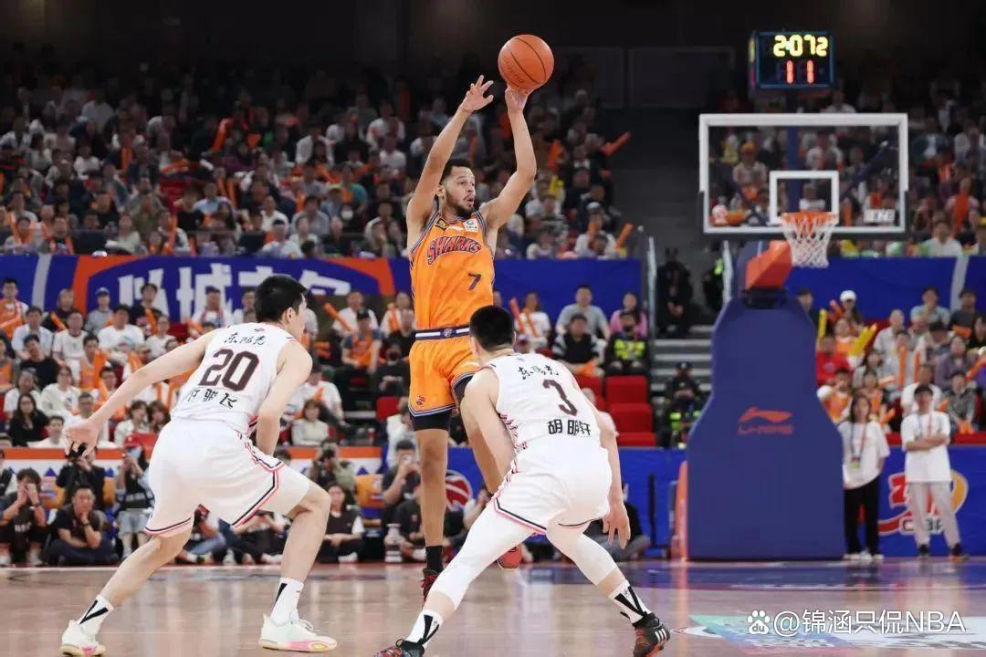 罚球命中率提升，球队获得关键比赛胜利的简单介绍