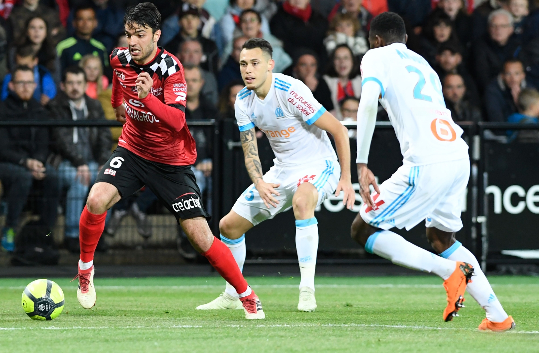 摩纳哥客场大胜,成功脱离降级区 摩纳哥客场大胜,成功脱离降级区