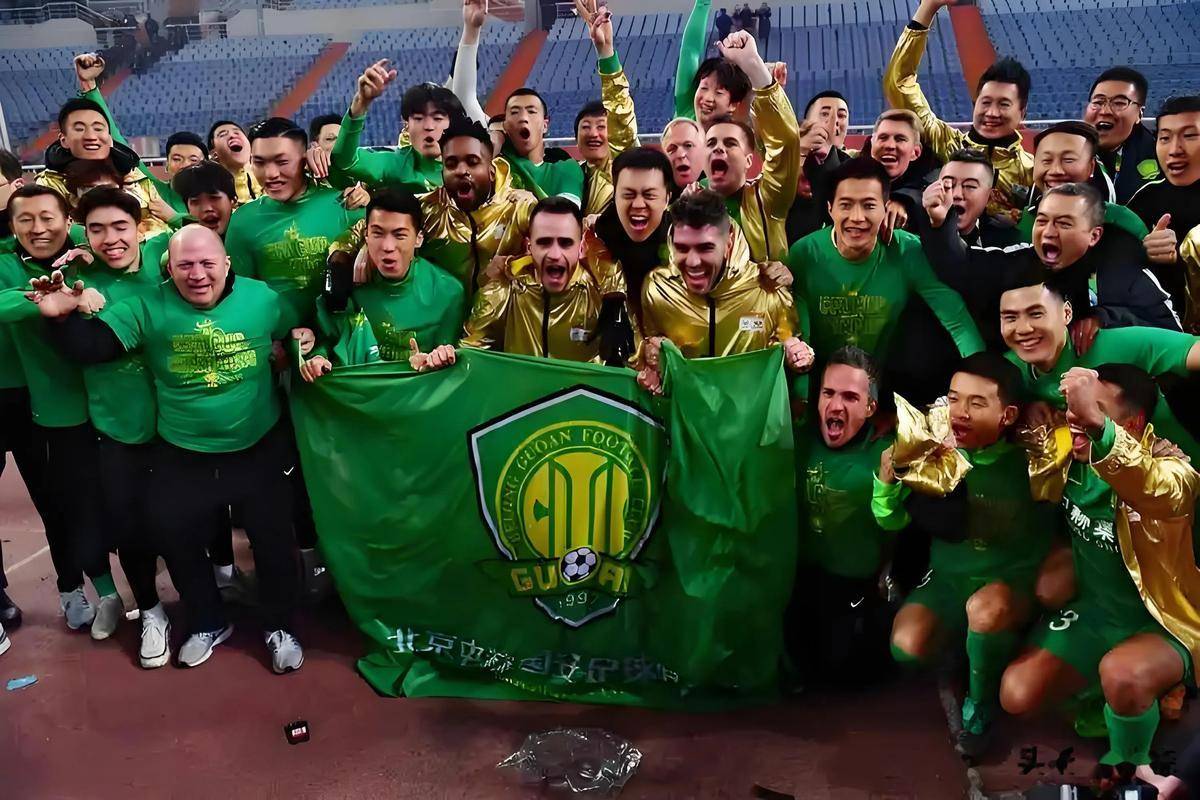 包含中超球队备战全力以赴，冲击新赛季的冠军的词条