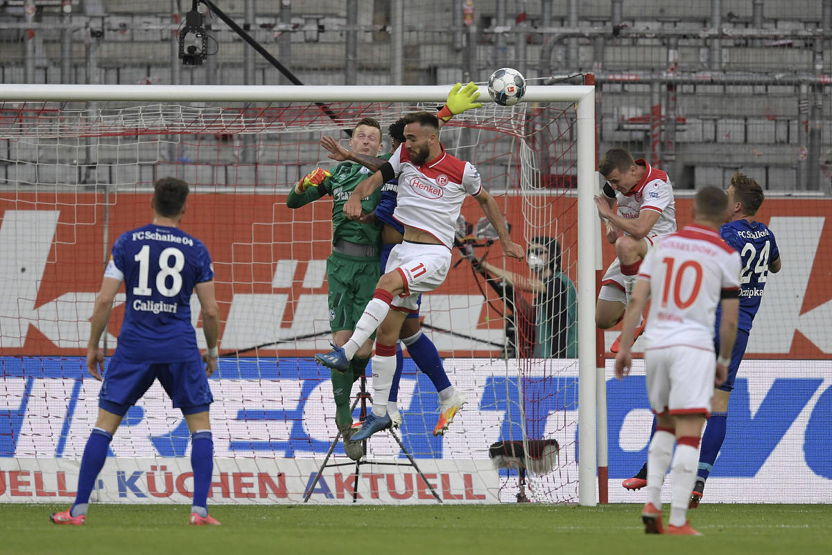 包含赫塔菲客场战胜巴列卡诺,取得宝贵三分的词条 包含赫塔菲客场战胜巴列卡诺,取得宝贵三分的词条