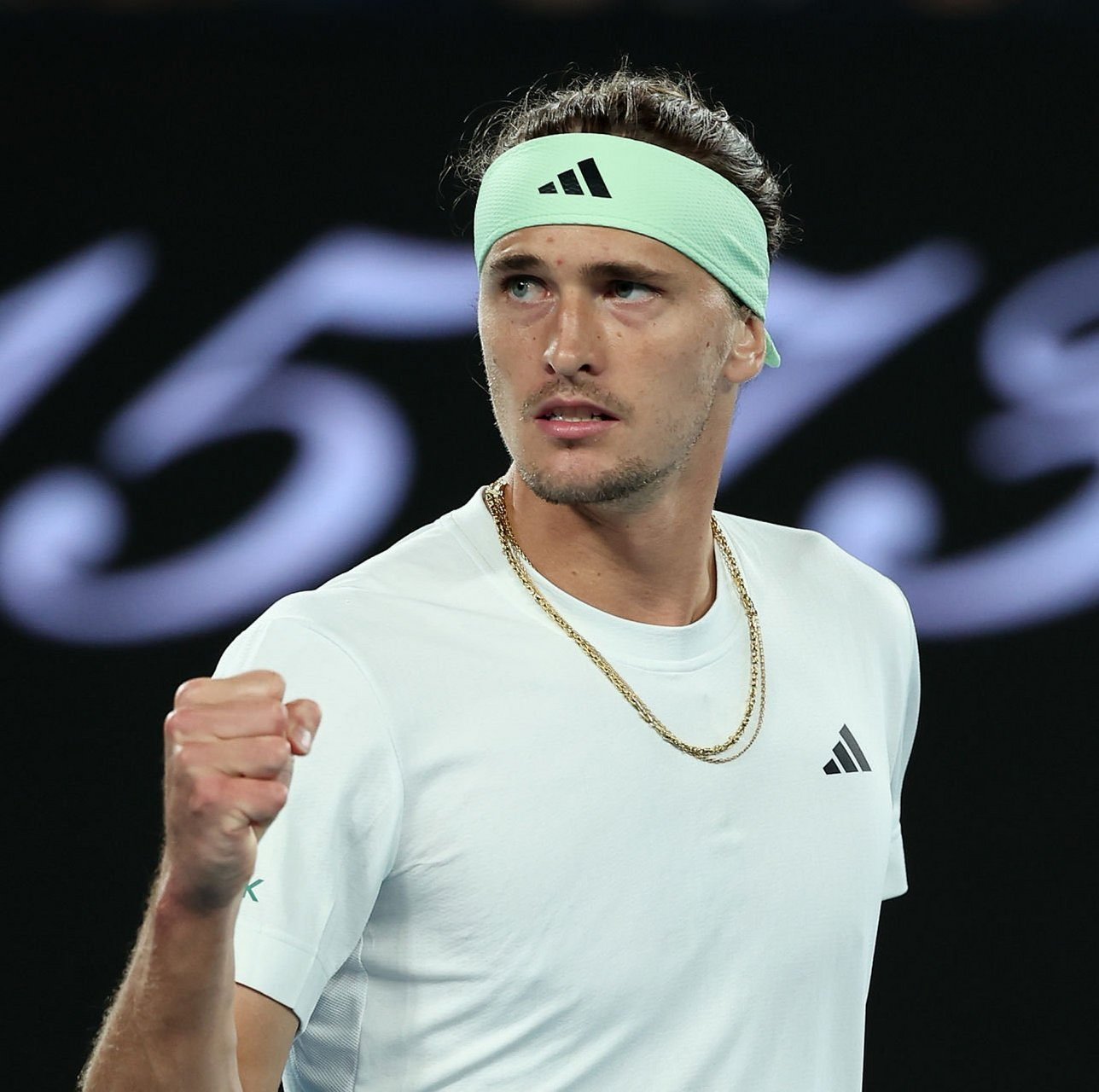 关于温网鏖战年终总决赛,兹维列夫惊艳四座的信息 关于温网鏖战年终总决赛,兹维列夫惊艳四座的信息