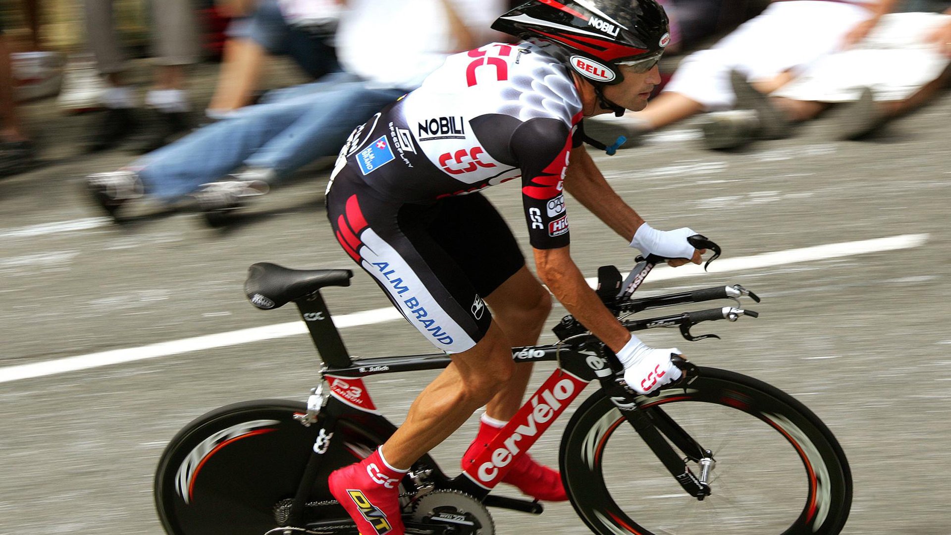 德罗赞的刀锋，当山西的坚韧遇上凯尔特人的绿，大场面先生如何定义唯一？